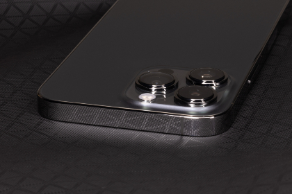 一代人的情感世界：爱情、友情与亲情的交织与碰撞